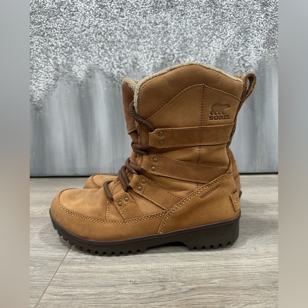 SOREL Women’s Meadow Lace Premium Snow Boot
